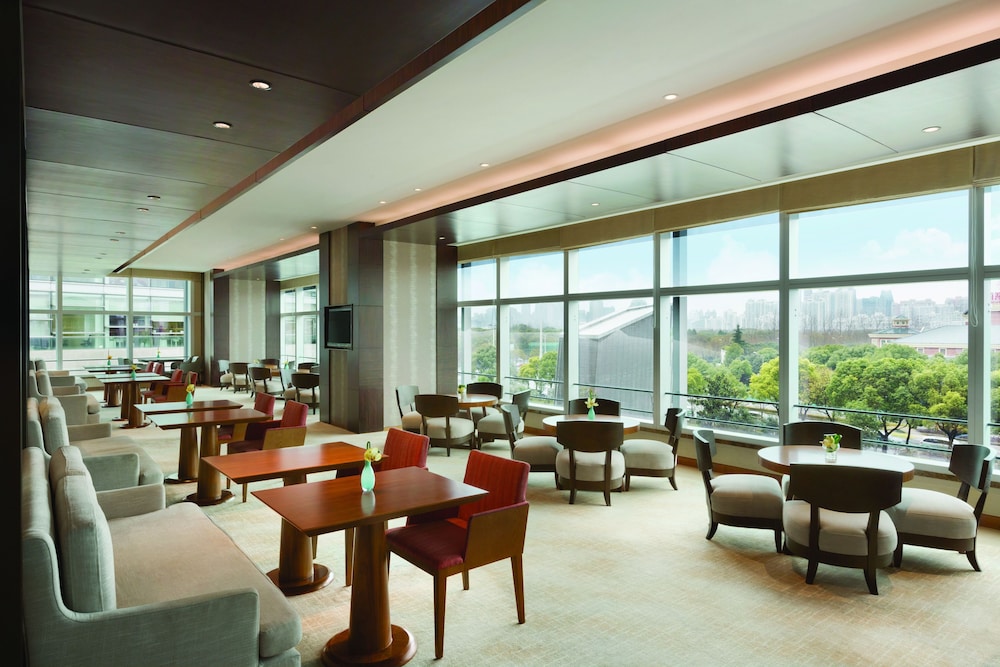 Kerry Hotel Pudong Shanghai — Restaurant & bars in Shanghai, Shanghai