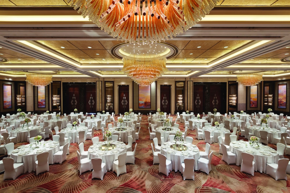 Kerry Hotel Pudong Shanghai — Restaurant & bars in Shanghai, Shanghai