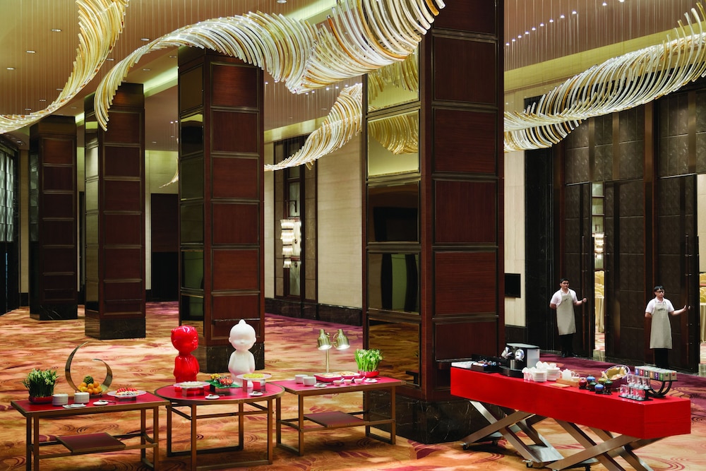 Kerry Hotel Pudong Shanghai — Restaurant & bars in Shanghai, Shanghai
