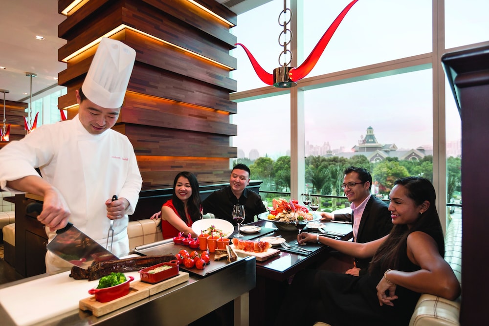 Kerry Hotel Pudong Shanghai — Restaurant & bars in Shanghai, Shanghai