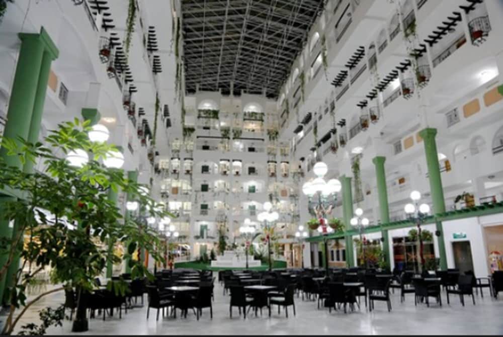Hotel Bahia Serena — Restaurant & bars in Roquetas de Mar, Andalusia