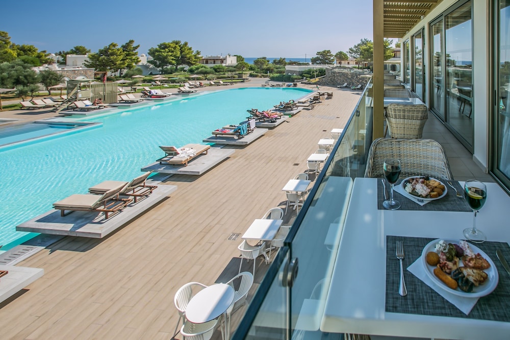 Almyra Resort - zdjęcie 2