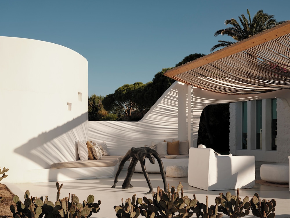 Andronikos Hotel - Adults Only — Hotel building in Mykonos Town, South Aegean