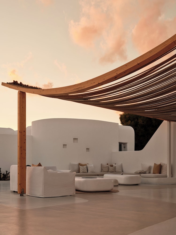 Andronikos Hotel - Adults Only — Hotel building in Mykonos Town, South Aegean