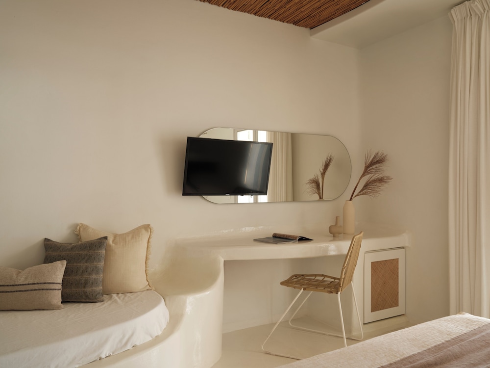 Andronikos Hotel - Adults Only — Hotel rooms in Mykonos Town, South Aegean