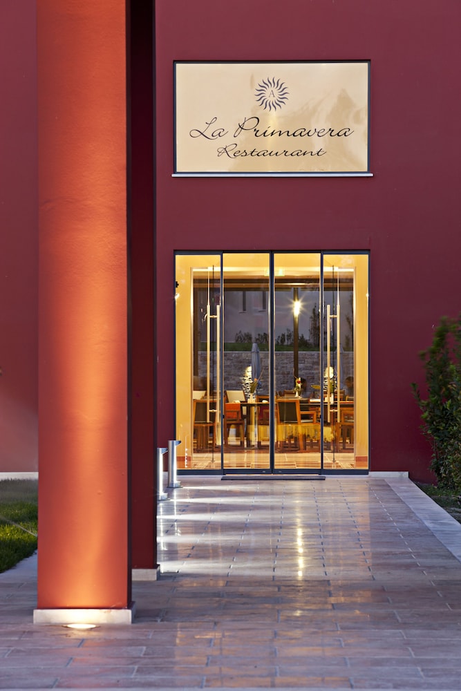 Apollonion Asterias Resort and Spa — Restaurant & bars in Mantzavinata, Ionian Islands