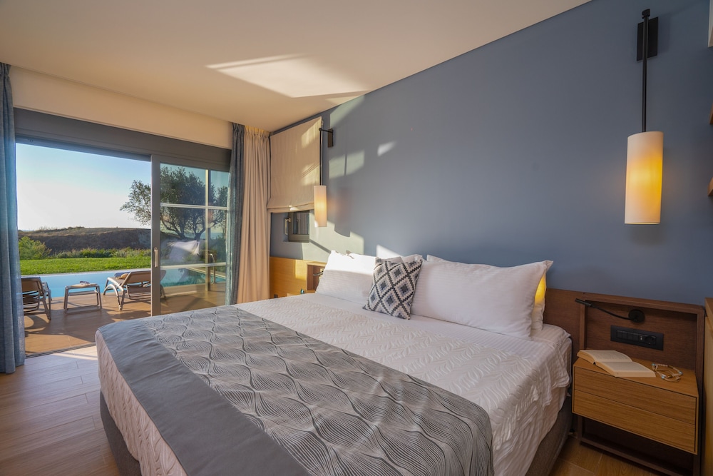 Apollonion Asterias Resort and Spa — Hotel rooms in Mantzavinata, Ionian Islands