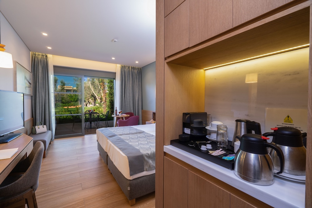 Apollonion Asterias Resort and Spa — Hotel rooms in Mantzavinata, Ionian Islands
