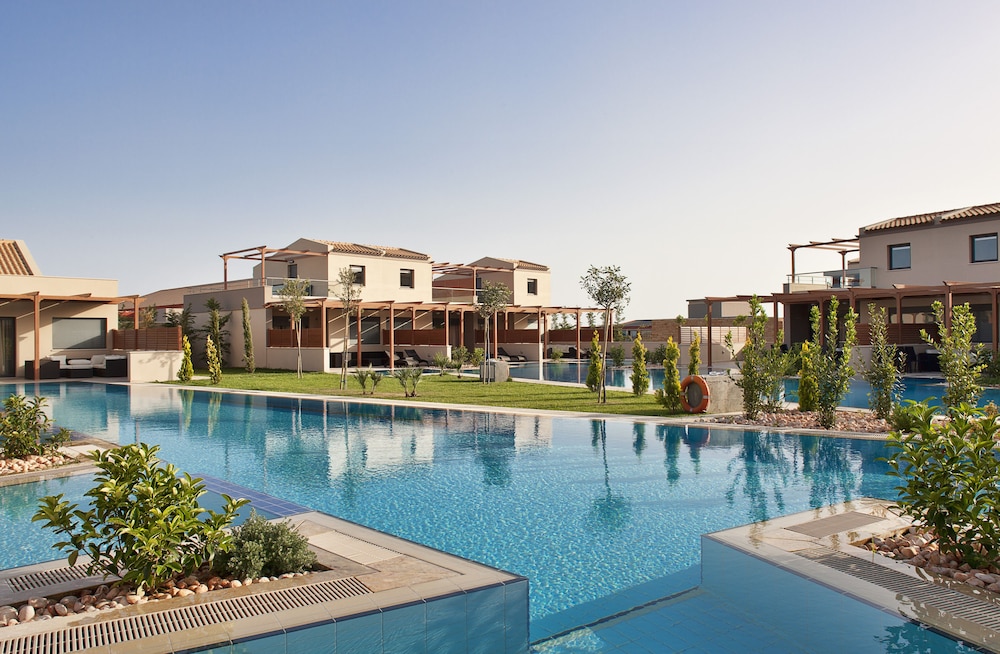 Apollonion Asterias Resort and Spa — Swimming pool in Mantzavinata, Ionian Islands