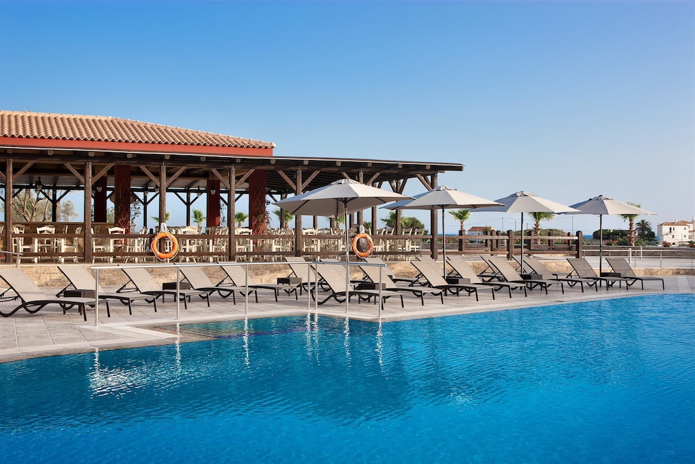 Apollonion Asterias Resort and Spa — Swimming pool in Mantzavinata, Ionian Islands