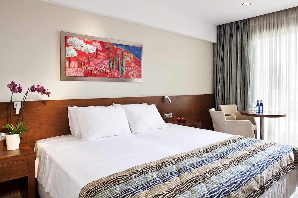 Apollonion Asterias Resort and Spa — Hotel rooms in Mantzavinata, Ionian Islands