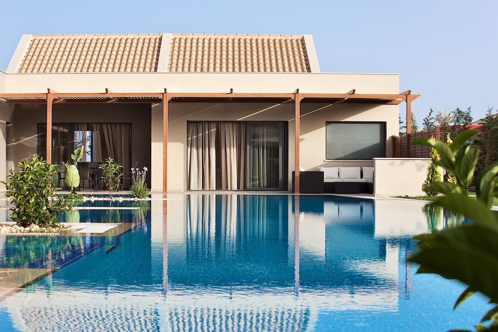 Apollonion Asterias Resort and Spa — Swimming pool in Mantzavinata, Ionian Islands