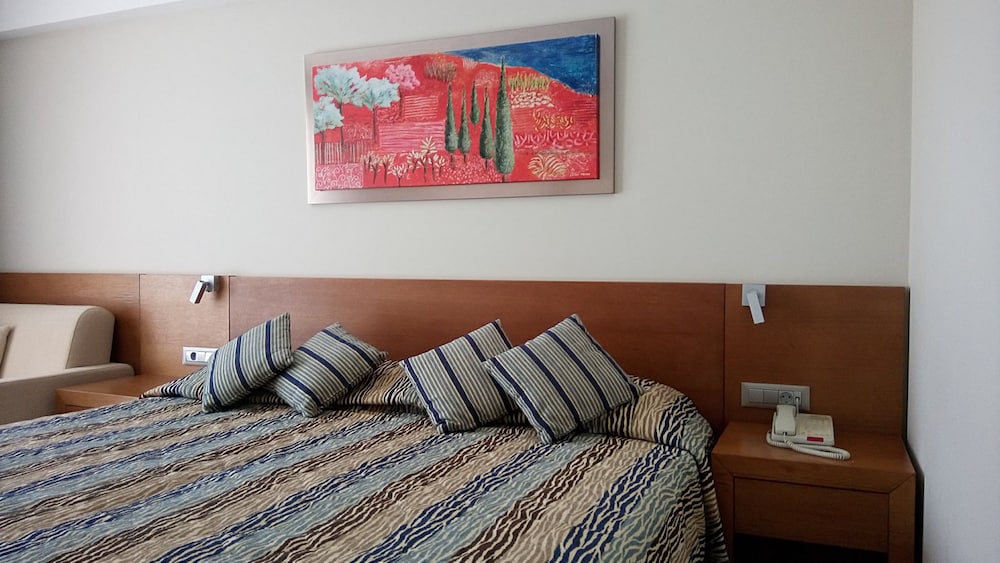 Apollonion Asterias Resort and Spa — Hotel rooms in Mantzavinata, Ionian Islands