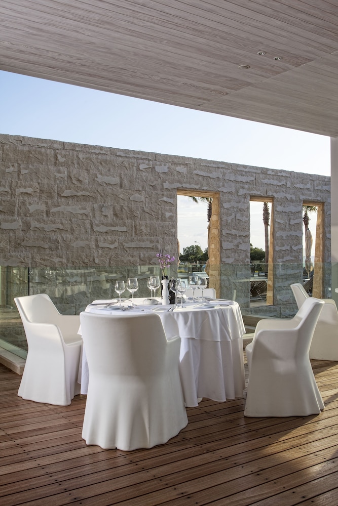 Aqua Blu Boutique Hotel & Spa - Adults Only — Restaurant & bars in Kos Town, South Aegean