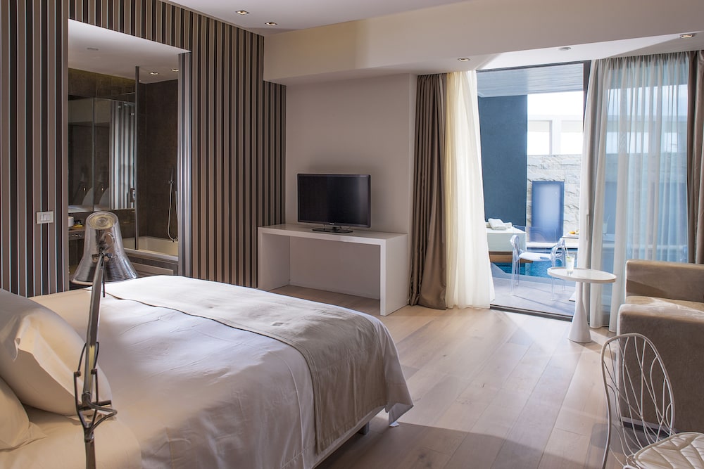 Aqua Blu Boutique Hotel & Spa - Adults Only — Hotel rooms in Kos Town, South Aegean