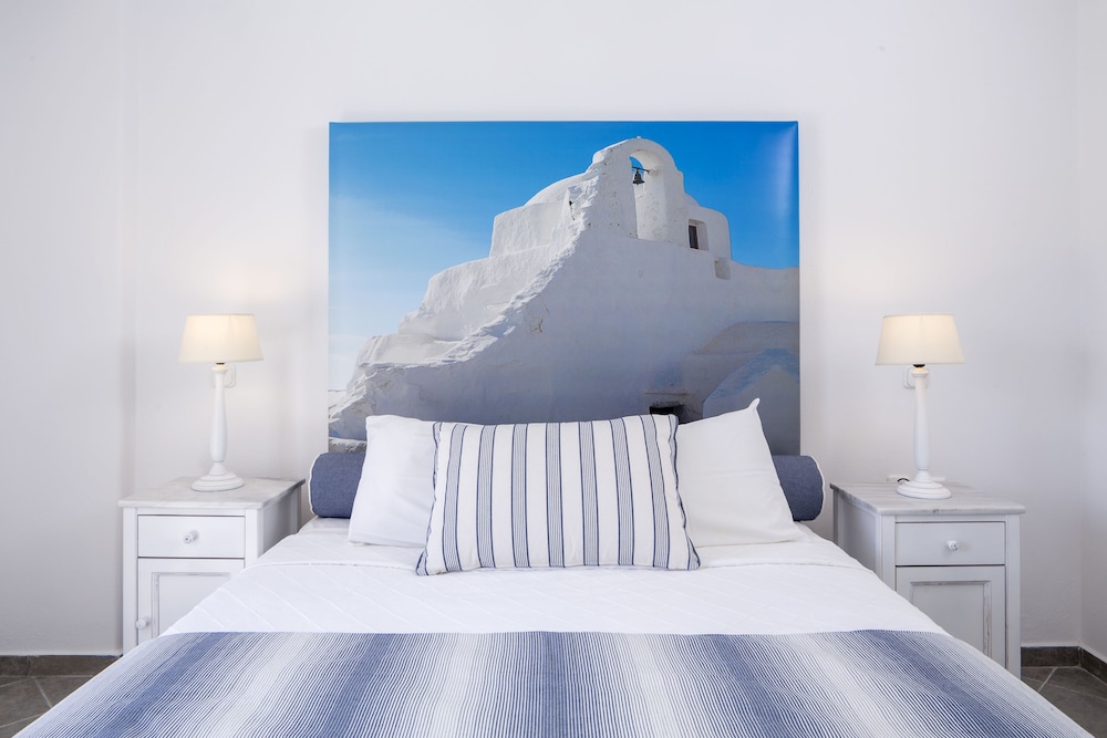 Archipelagos Hotel — Hotel rooms in Kalafatis, South Aegean