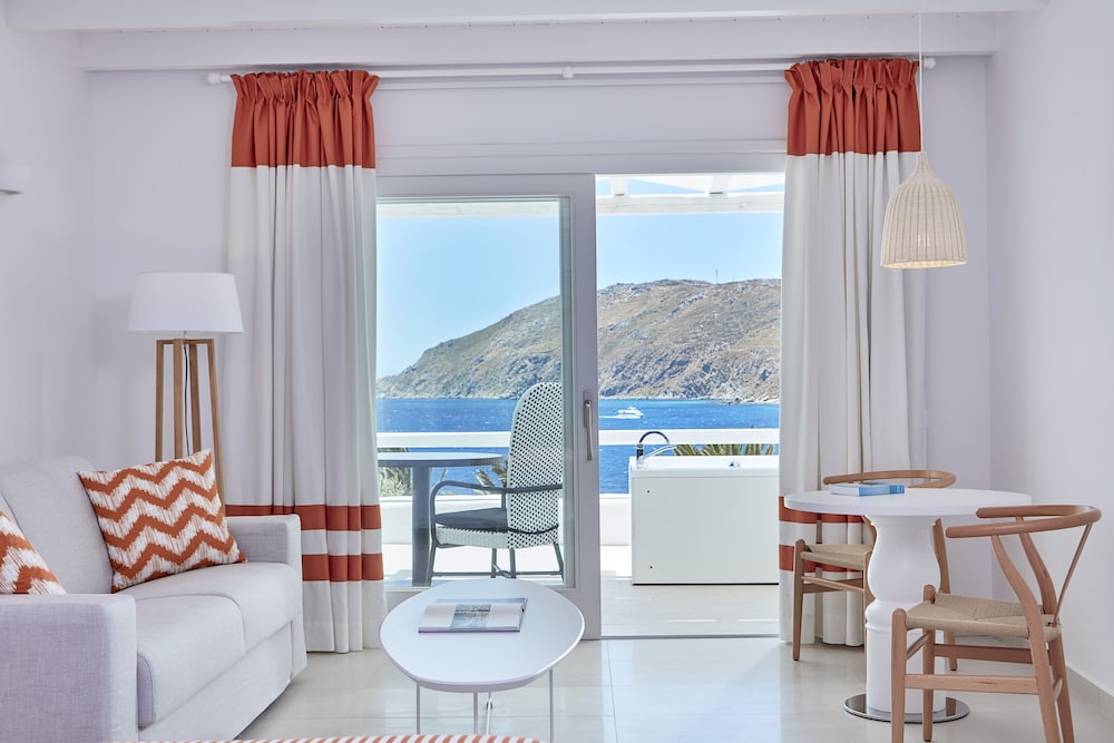 Archipelagos Hotel — Hotel rooms in Kalafatis, South Aegean