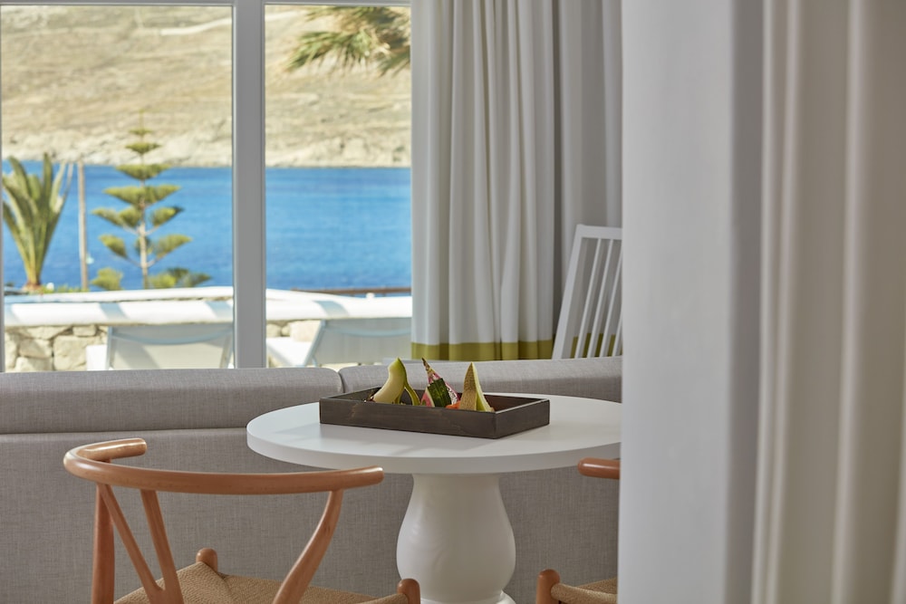 Archipelagos Hotel — Hotel rooms in Kalafatis, South Aegean