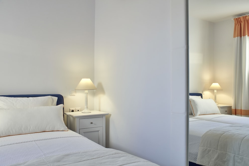 Archipelagos Hotel — Hotel rooms in Kalafatis, South Aegean