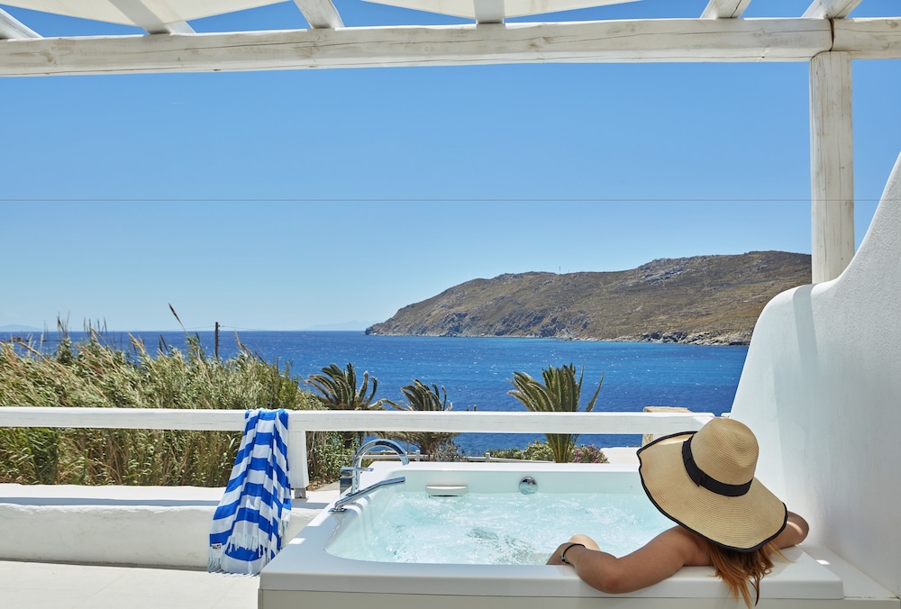 Archipelagos Hotel — Spa in Kalafatis, South Aegean