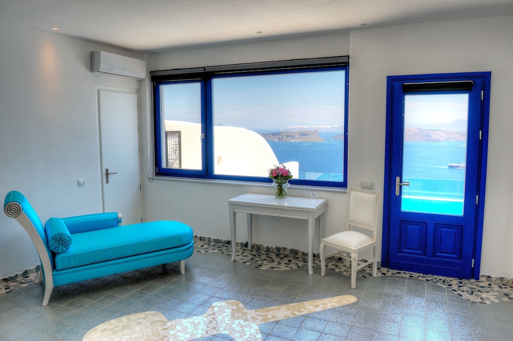Astarte Suites — Hotel rooms in Akrotiri, South Aegean