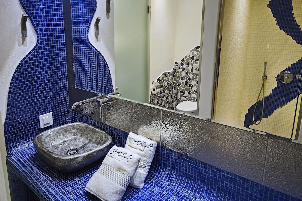 Astarte Suites — Hotel rooms in Akrotiri, South Aegean