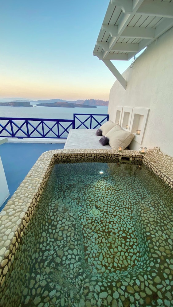 Astarte Suites — Spa in Akrotiri, South Aegean