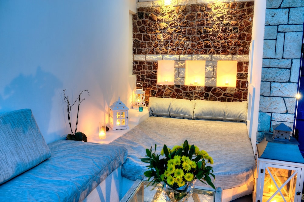 Astarte Suites — Hotel rooms in Akrotiri, South Aegean