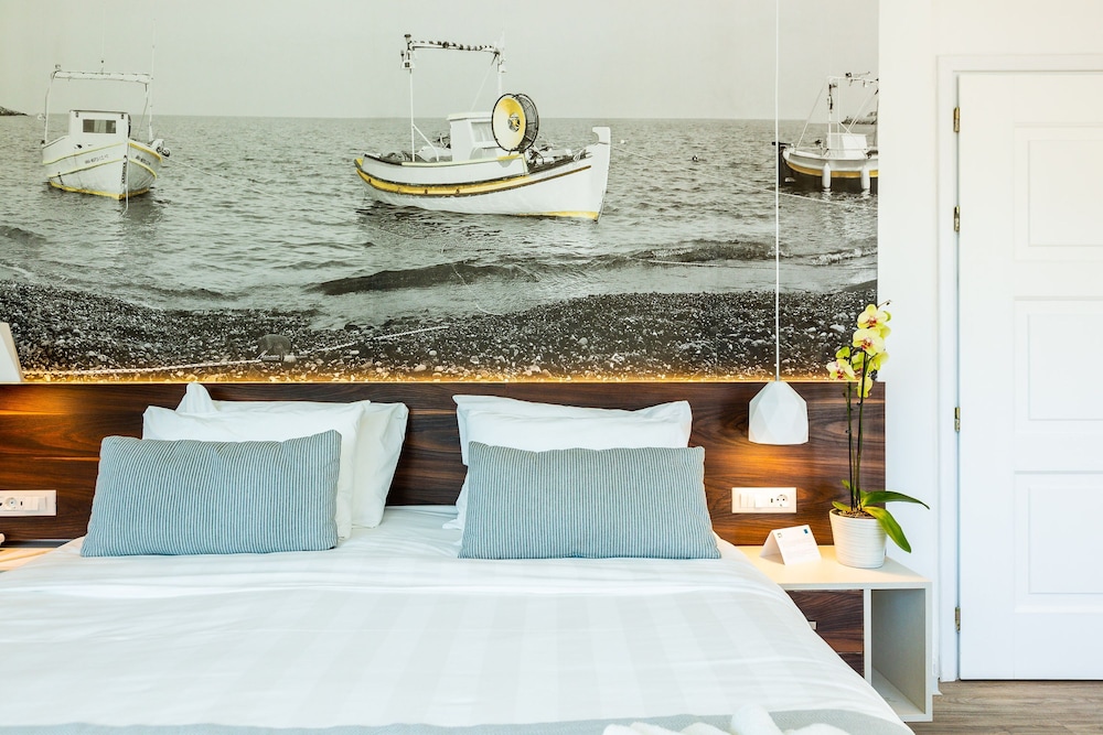 Atrium Ambiance Hotel — Hotel rooms in Rethymnon