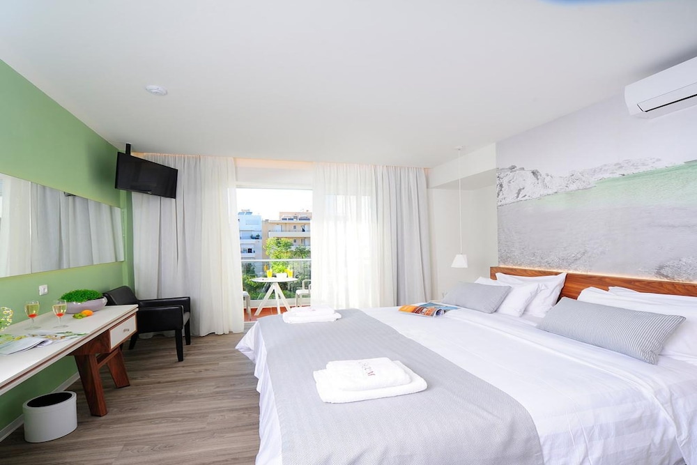 Atrium Ambiance Hotel — Hotel rooms in Rethymnon