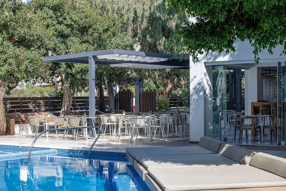 Atrium Ambiance Hotel — Restaurant & bars in Rethymnon