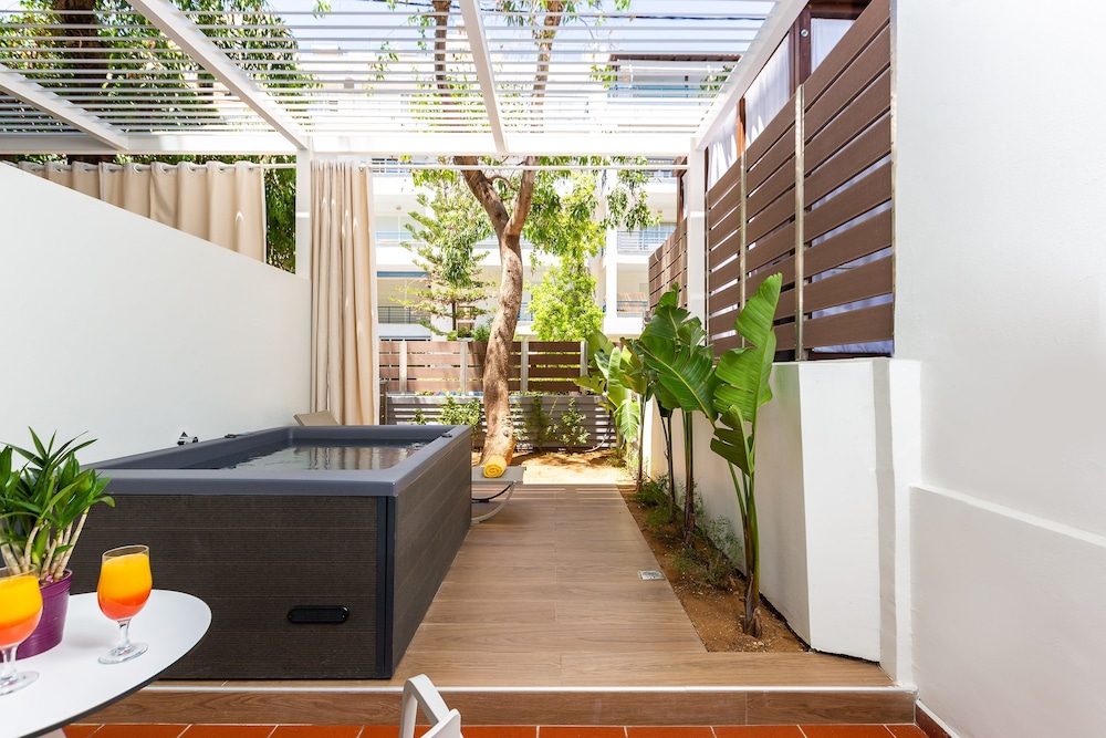 Atrium Ambiance Hotel — Spa in Rethymnon