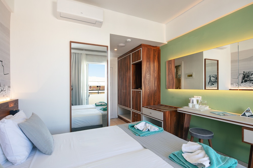 Atrium Ambiance Hotel — Hotel rooms in Rethymnon