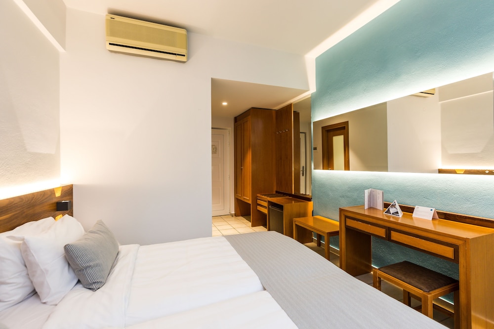 Atrium Ambiance Hotel — Hotel rooms in Rethymnon