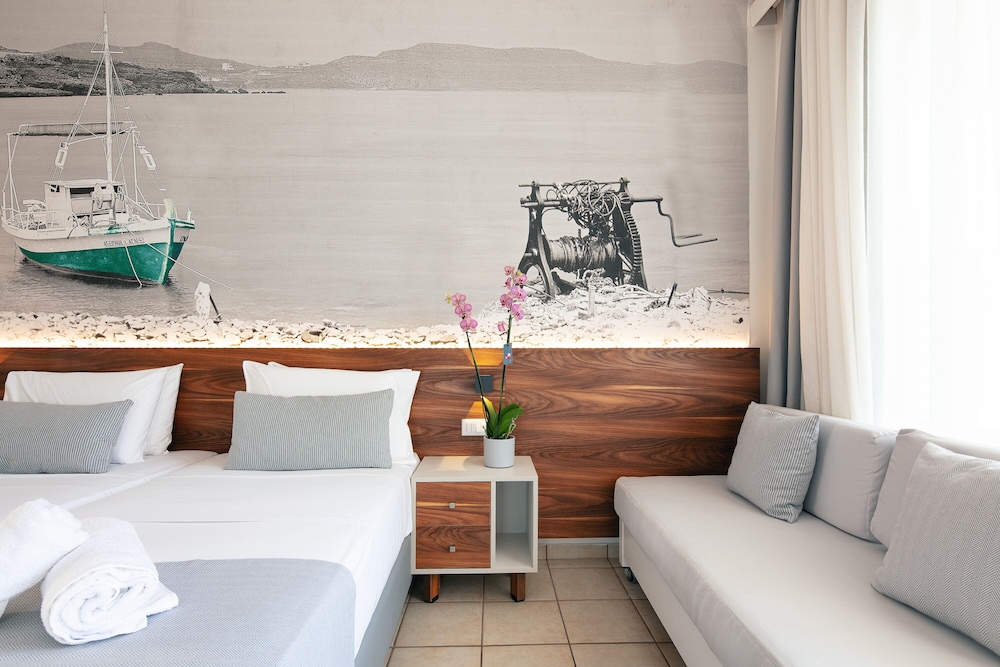 Atrium Ambiance Hotel — Hotel rooms in Rethymnon