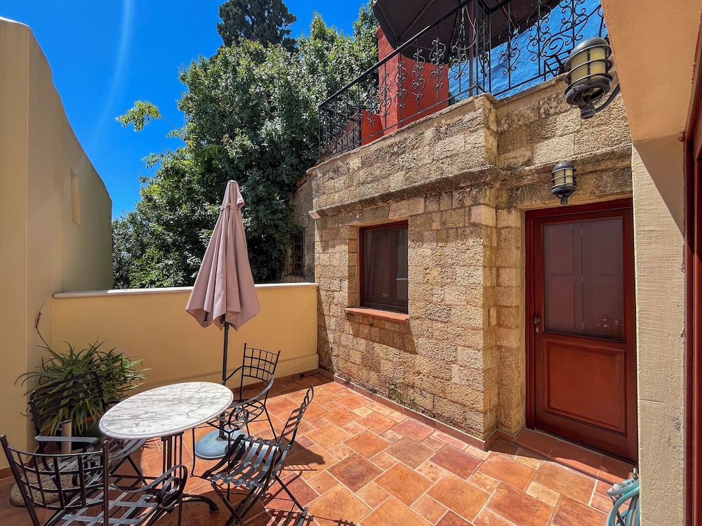 Avalon Boutique Hotel Rhodes — Hotel building in Rhodes Town, South Aegean