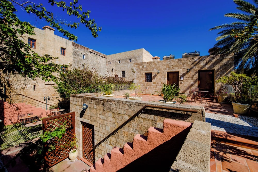 Avalon Boutique Hotel Rhodes — Hotel building in Rhodes Town, South Aegean