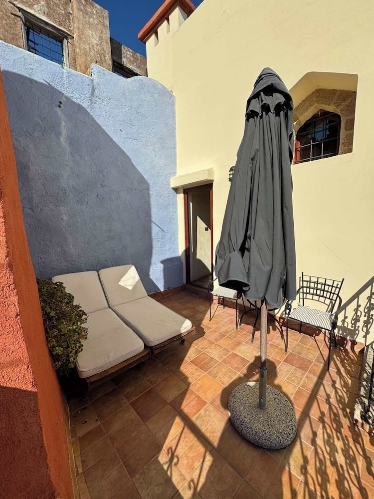 Avalon Boutique Hotel Rhodes — Hotel building in Rhodes Town, South Aegean