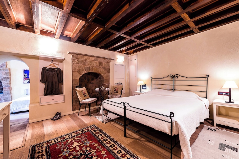 Avalon Boutique Hotel Rhodes — Hotel rooms in Rhodes Town, South Aegean