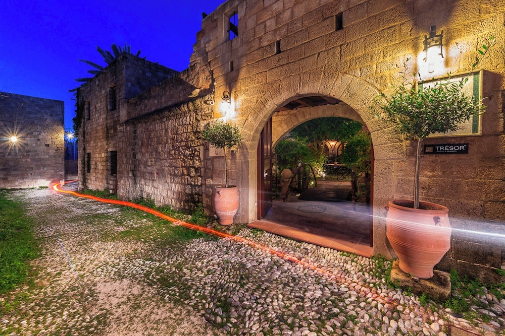 Avalon Boutique Hotel Rhodes — Hotel building in Rhodes Town, South Aegean