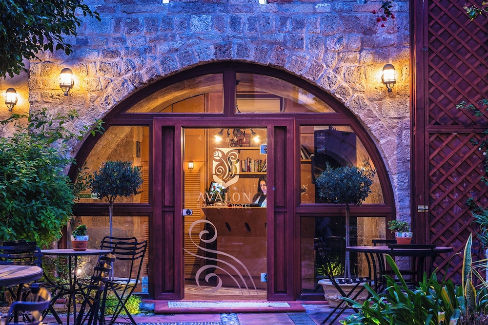 Avalon Boutique Hotel Rhodes — Restaurant & bars in Rhodes Town, South Aegean