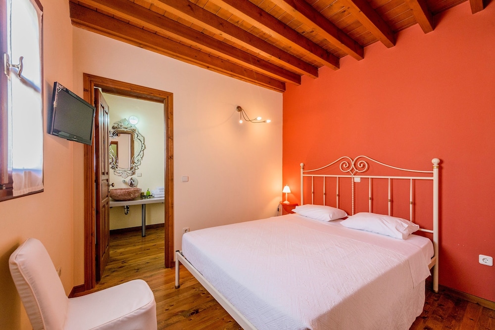 Avalon Boutique Hotel Rhodes — Hotel rooms in Rhodes Town, South Aegean
