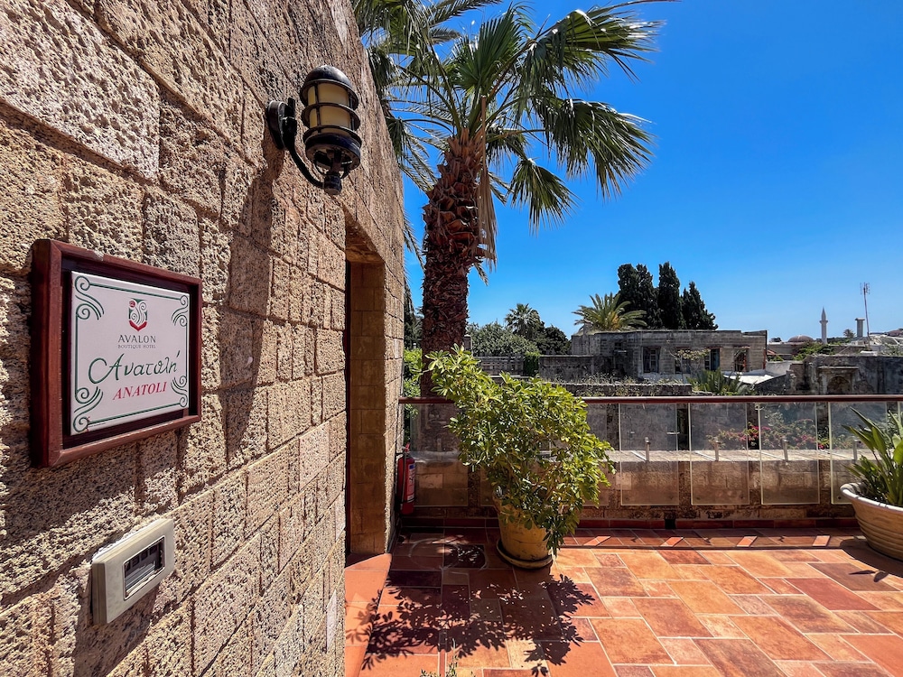 Avalon Boutique Hotel Rhodes — Hotel building in Rhodes Town, South Aegean