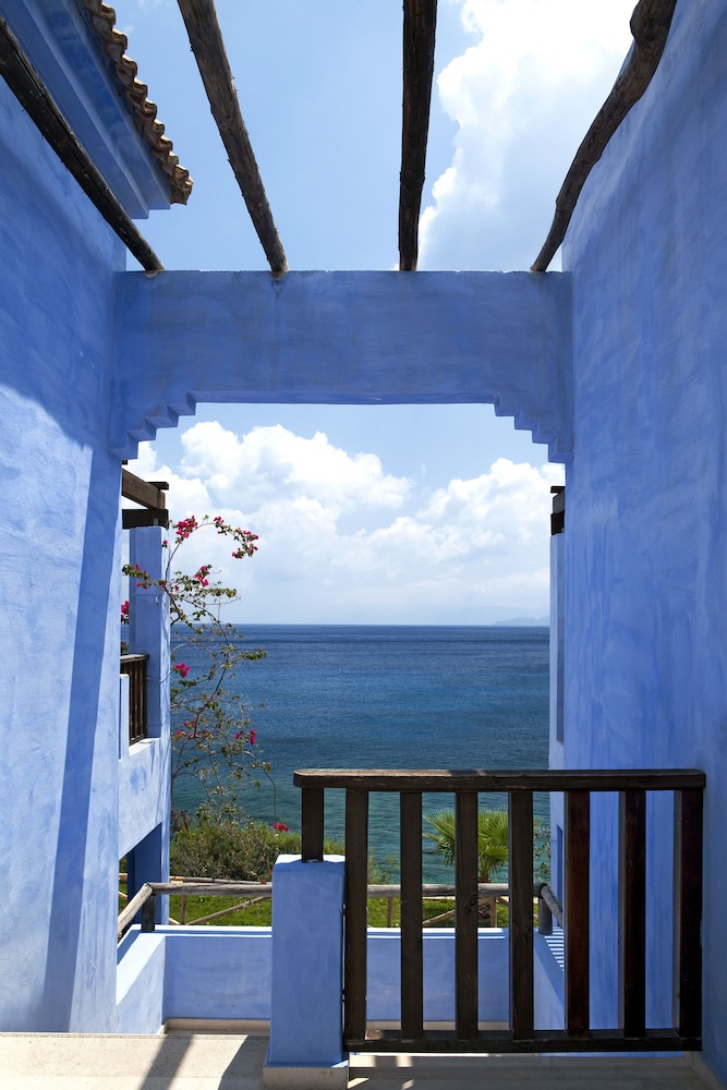 Candia Park Village — Hotel building in Elounda
