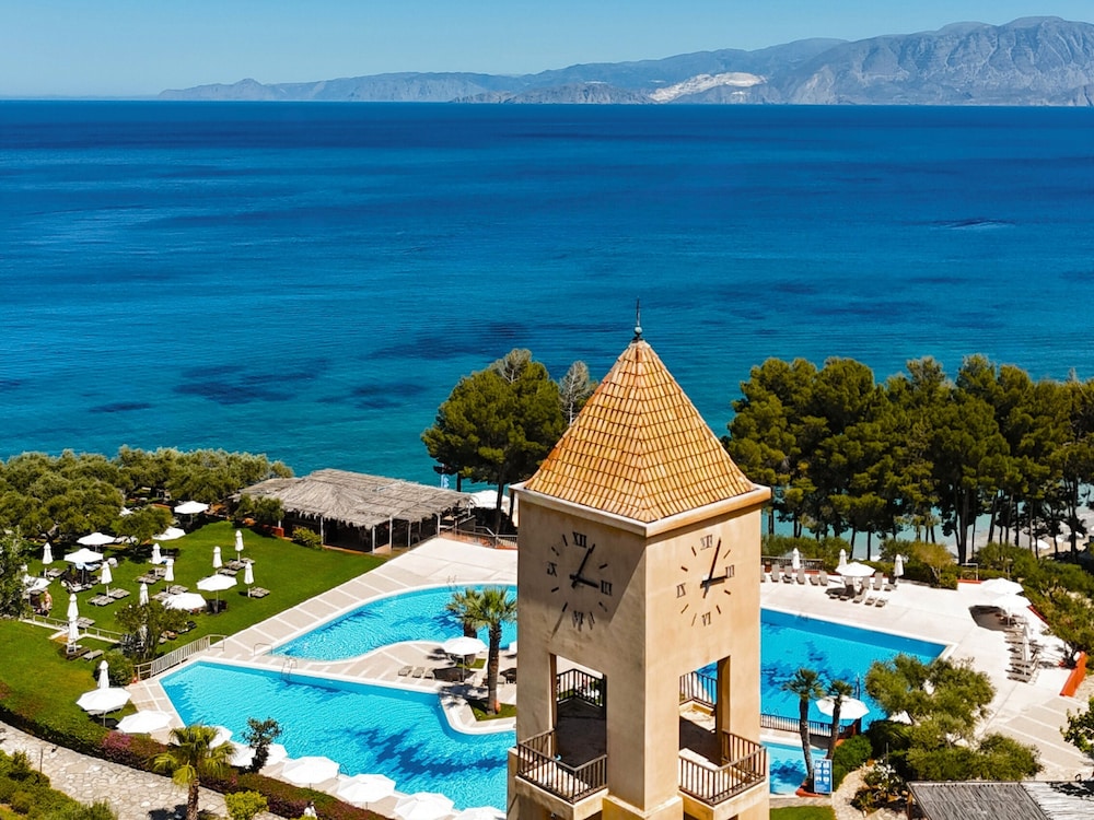 Candia Park Village — Swimming pool in Elounda
