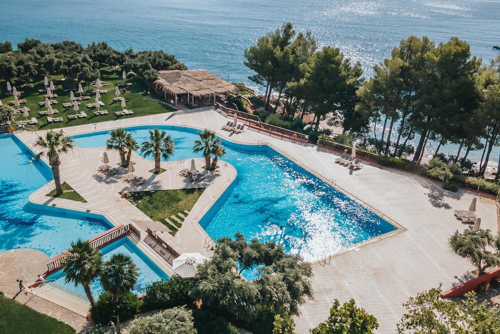 Candia Park Village — Swimming pool in Elounda