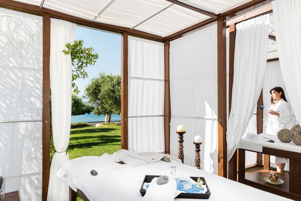 Candia Park Village — Hotel rooms in Elounda