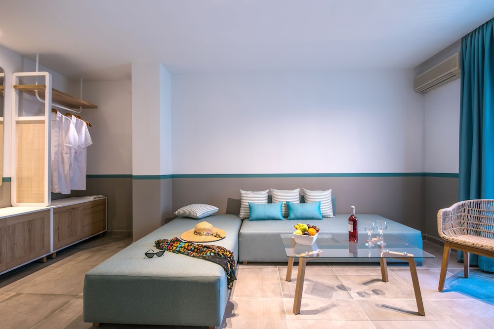 Solimar Turquoise Adults Only - All Inclusive — Hotel rooms in Chania