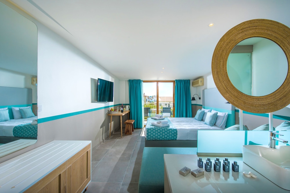 Solimar Turquoise Adults Only - All Inclusive — Hotel rooms in Chania