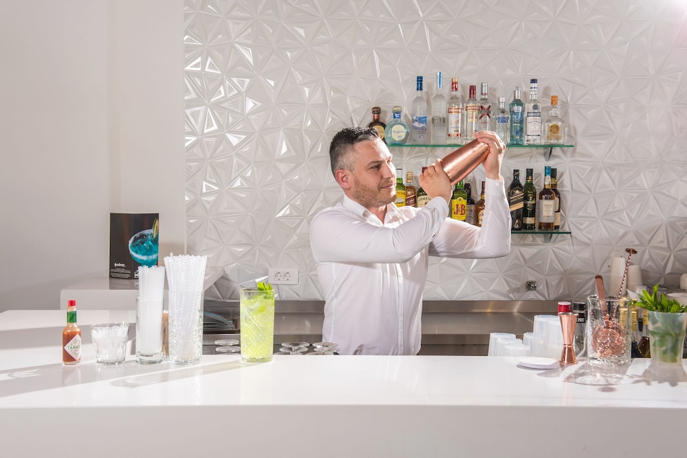 Solimar Turquoise Adults Only - All Inclusive — Restaurant & bars in Chania